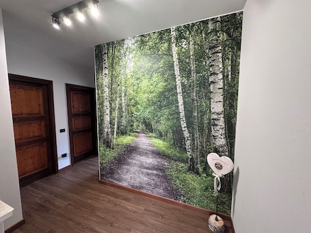 Deluxe Apartment, Balcony, City View (Betulla) | Living area | 42-inch Smart TV with digital channels