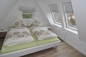 1 bedroom, free WiFi, bed sheets - in Haus Cramer Apartment 2 (Norderney)