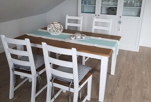 Dining - Holiday apartment in Varel with swimming pool (Varel)