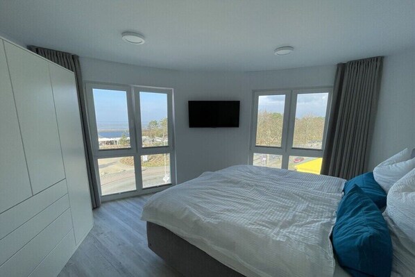 3 bedrooms, free WiFi, bed sheets