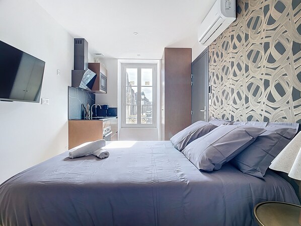 1 bedroom, iron/ironing board, WiFi, bed sheets