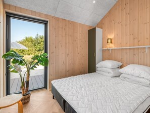 6 bedrooms, internet