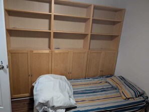 5 多间卧室、WiFi