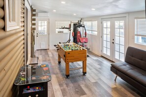 Spielezimmer