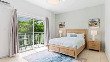 1 slaapkamer, een strijkplank/strijkijzer, reisbedje, gratis wifi