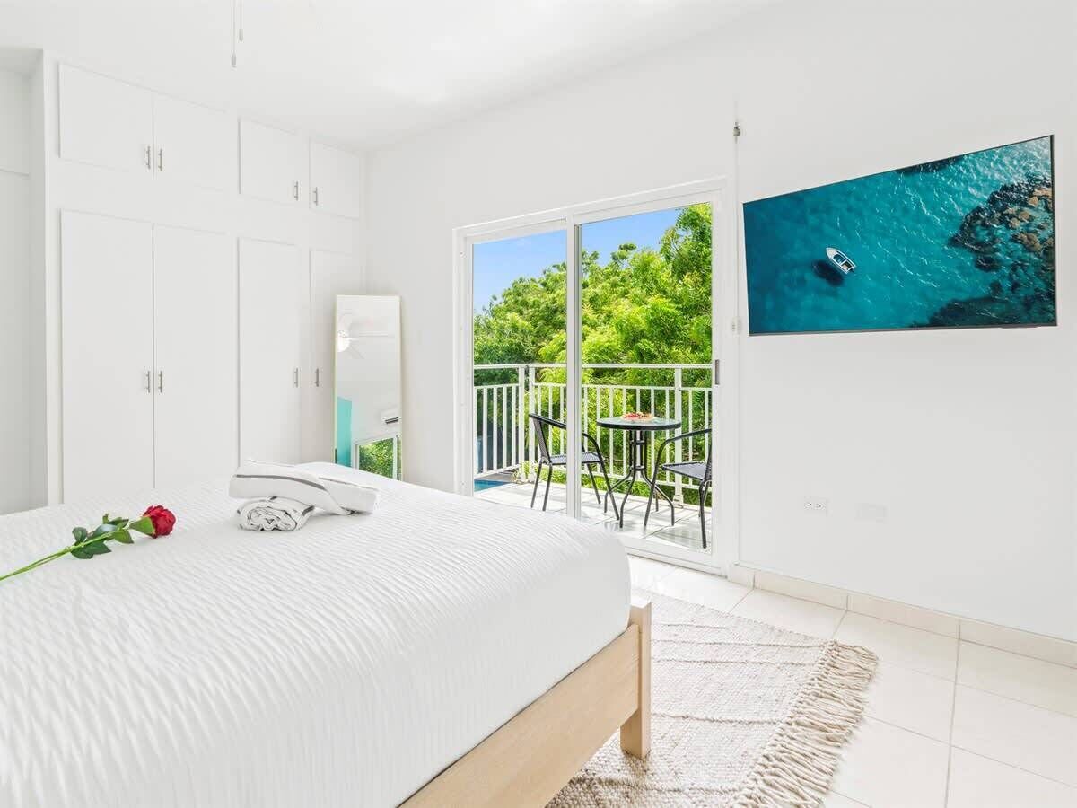 2 bedrooms, iron/ironing board, travel cot, free WiFi