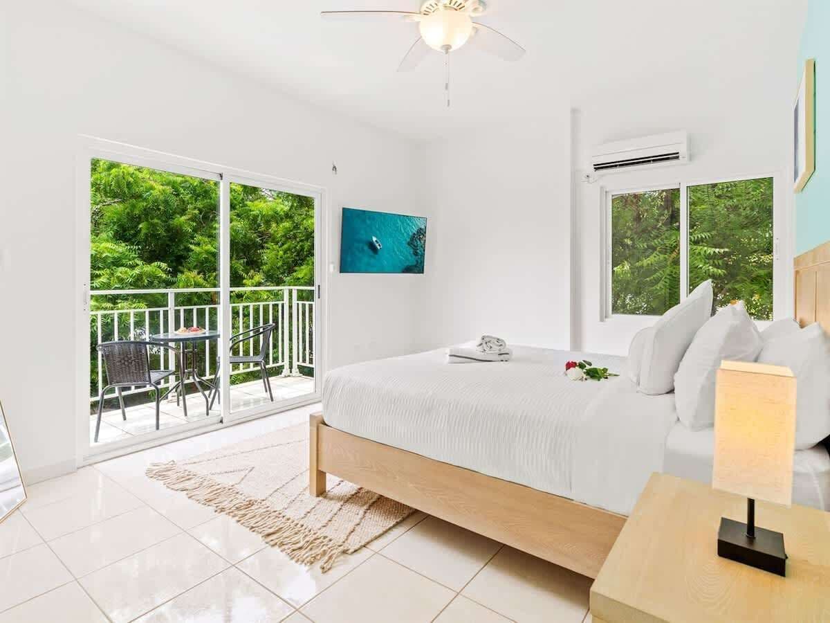 2 bedrooms, iron/ironing board, travel cot, free WiFi