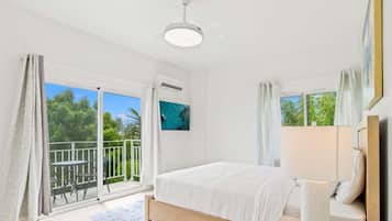 2 bedrooms, iron/ironing board, travel crib, free WiFi