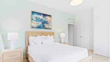 2 bedrooms, iron/ironing board, travel crib, free WiFi