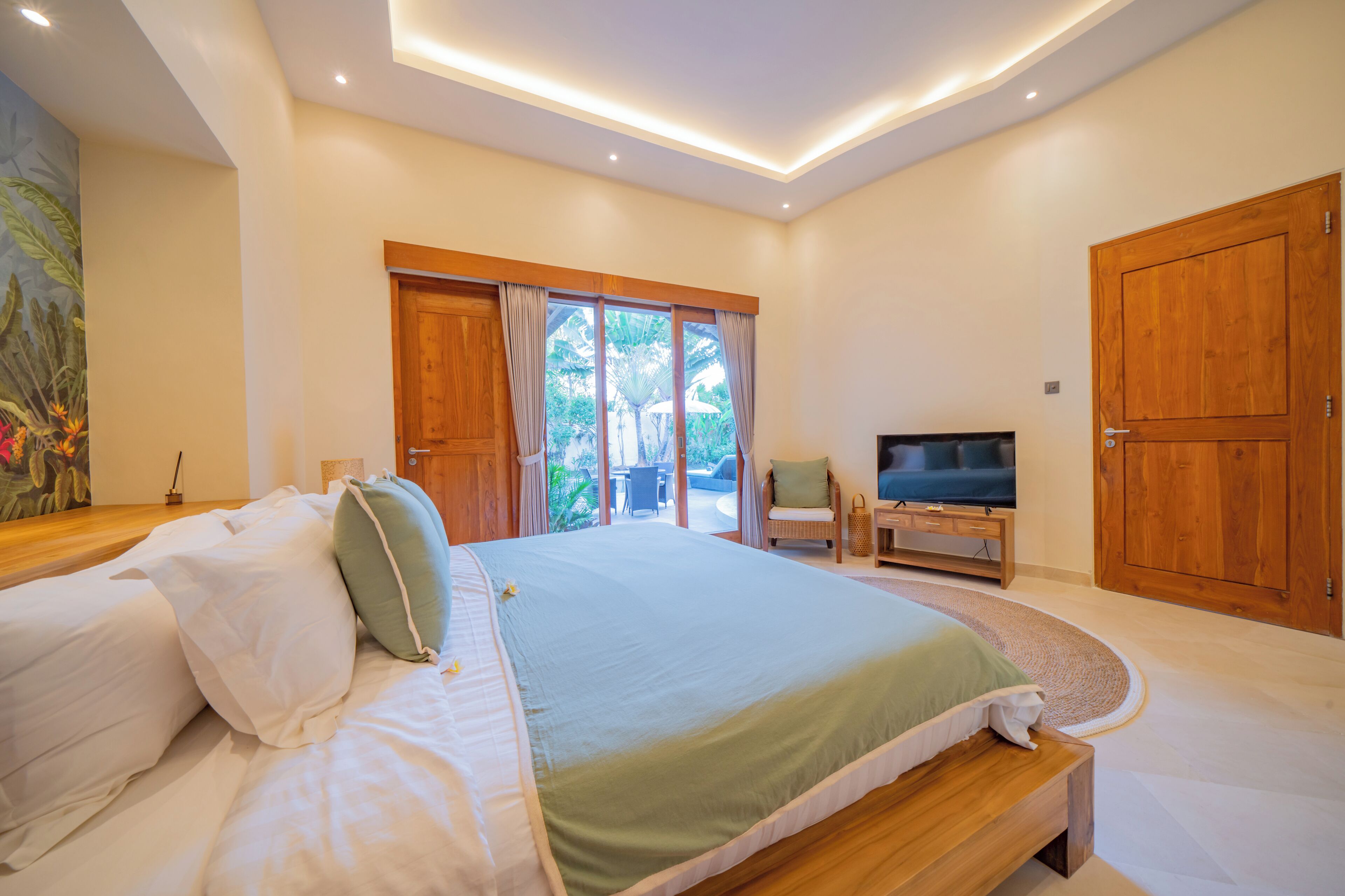 5 多间卧室、熨斗/熨衣板、床单