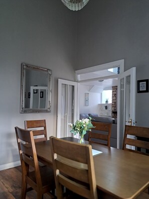 تناول الطعام