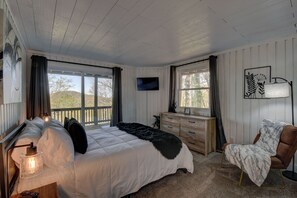 4 bedrooms, WiFi, bed sheets