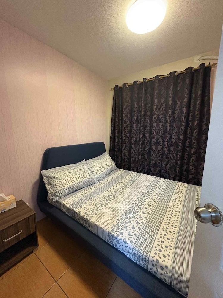 Fabulous building with AC in vibrant Cebu City - Cebu City | Vrbo