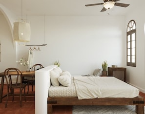 Con stile personalizzato, con arredamento individuale, una scrivania