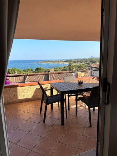 Villa ELMA - House with breathtaking views of the bay, ideal for families.