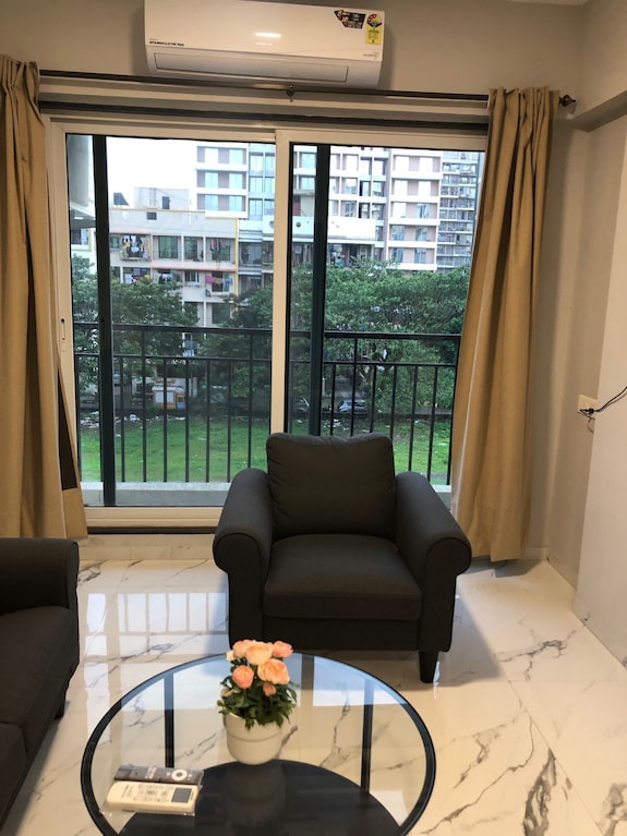 Aspa-home Away From Home. Spacious, Comfortable, Safe & Neat Apartments. - Uran