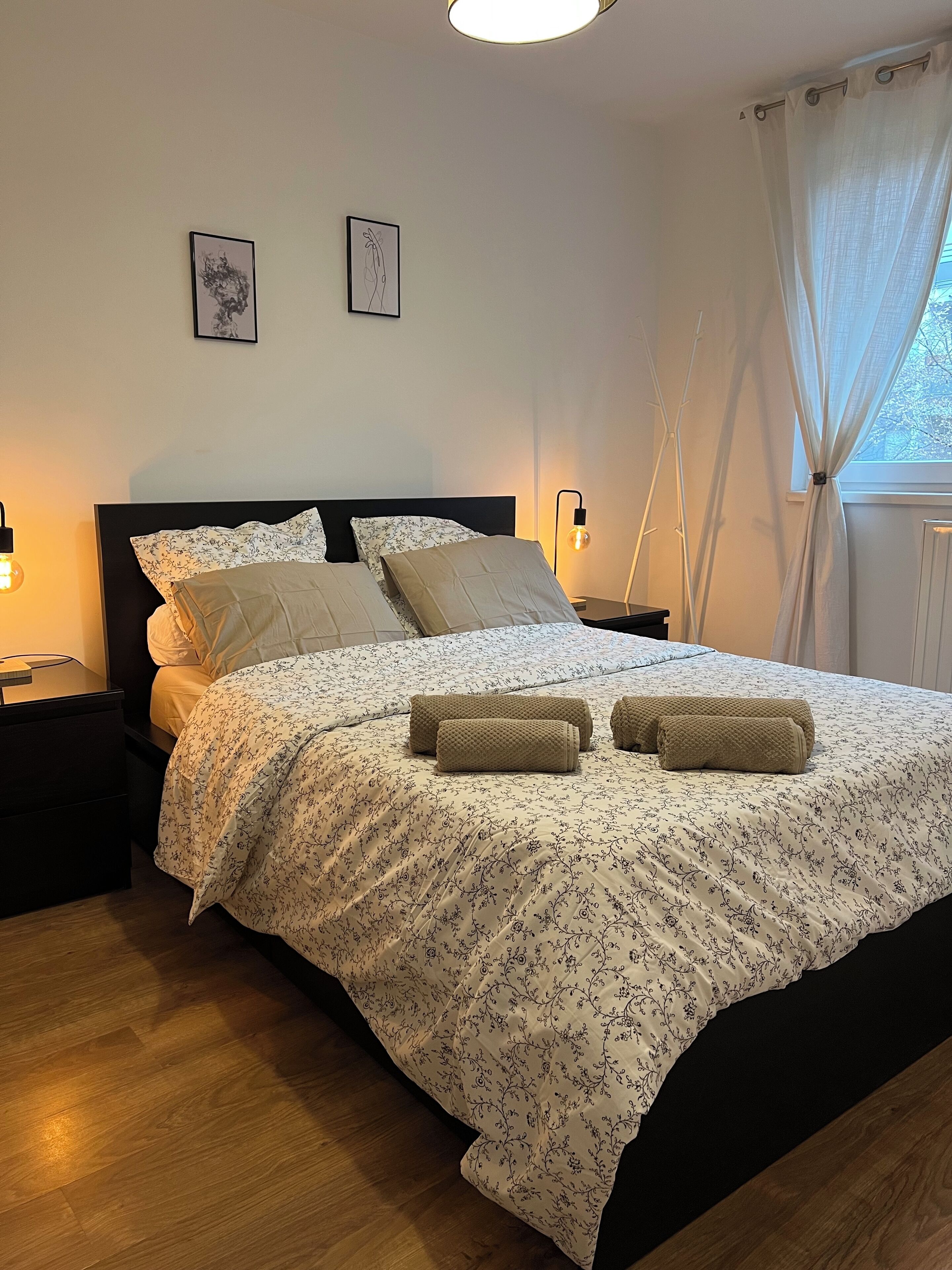 1 chambre, fer et planche à repasser, Wi-Fi gratuit, draps fournis