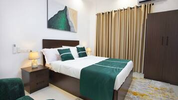 2 chambres, fer et planche Ă repasser, Wi-Fi, draps fournis