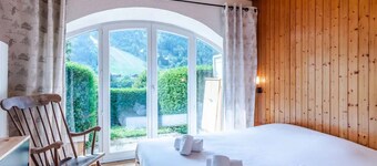 Charming apartment in Morzine with balcony, pets allowed