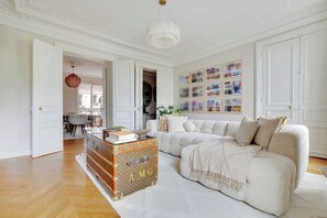Apartment | Living area