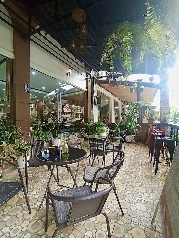 Vista frontal de la propiedad