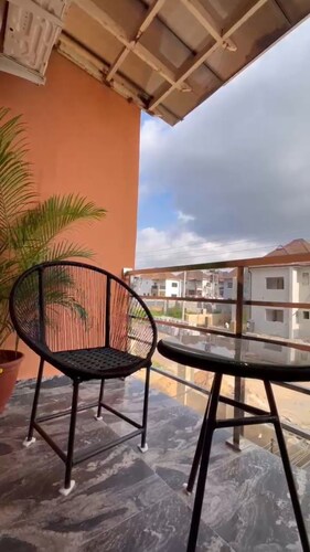 R-Oak Hotels and Apartments 