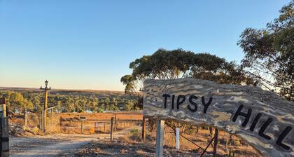 Tipsy Hill Cottage, River Views at Walker Flat SA. Perfect for a weekend getaway
