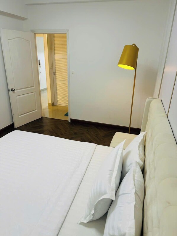 Deluxe Apartment, Balcony, Garden View | Desk, laptop workspace, free WiFi