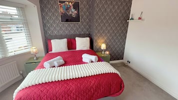 4 habitaciones, wifi gratis y ropa de cama