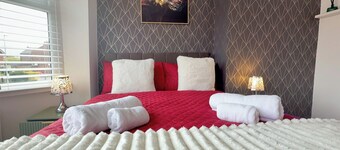 แมนเชสเตอร์ โฮม อะเวย์ ฟรอม โฮม