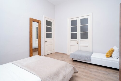 3-Bedroom, 2-Bathroom with High Ceilings, Spacious Layout and No Stairs