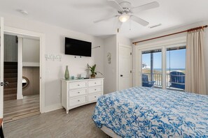 8 bedrooms, free WiFi