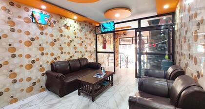 Hotel Kri-Sh-Na Palace Charbagh Lucknow