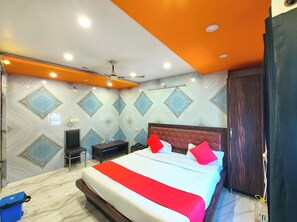 Chambre Double Deluxe, climatisation | Literie hypoallergénique, bureau, chambres insonorisées, Wi-Fi gratuit