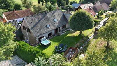 New home! La Buissonnière, 12 to 14 pers with Spa, 45min from Strasbourg.