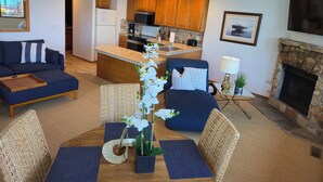 Unclassified image, 5 of 34, button - Tahoe Vista Inn Suite 2 (Tahoe Vista)