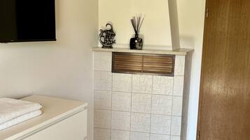 Apartment, Blick auf den Innenhof | Kostenloses WLAN