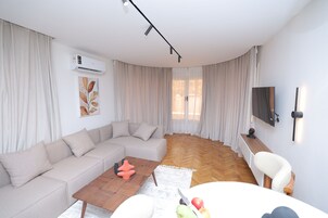 Classic Suite | Living area