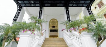 Khach san White Palace Lam Son