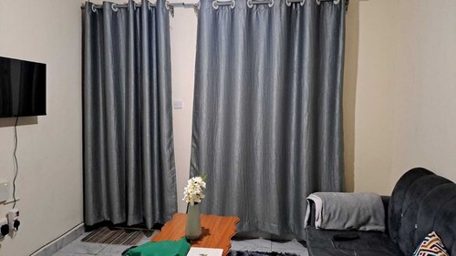 Humble Homes 1 bedroom Thika Town CBD access to Netflix,Fridge,wifi