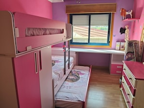 3 Schlafzimmer, Bügeleisen/Bügelbrett, kostenloses WLAN, Bettwäsche