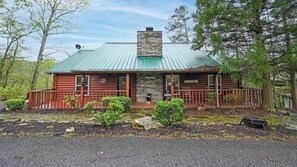 Exterior - Home Sweet Home – 2BR Across street from Soaky Mtn Water park & Near Dollywood (Sevierville)