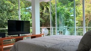 1 bedroom, WiFi, bed sheets - Luxurious Residence and Pools (ตำบล กมลา)