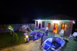 Avlu manzarası