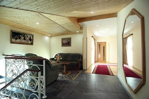 Hallway - Hotel Harmony (Tsqaltubo)