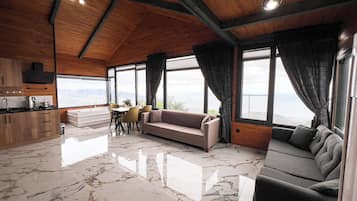 Deluxe Bungalow, Resort View, Mountainside