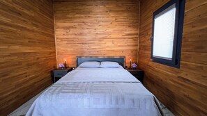 Deluxe Bungalow, Resort View, Mountainside | Desk, laptop workspace, free WiFi