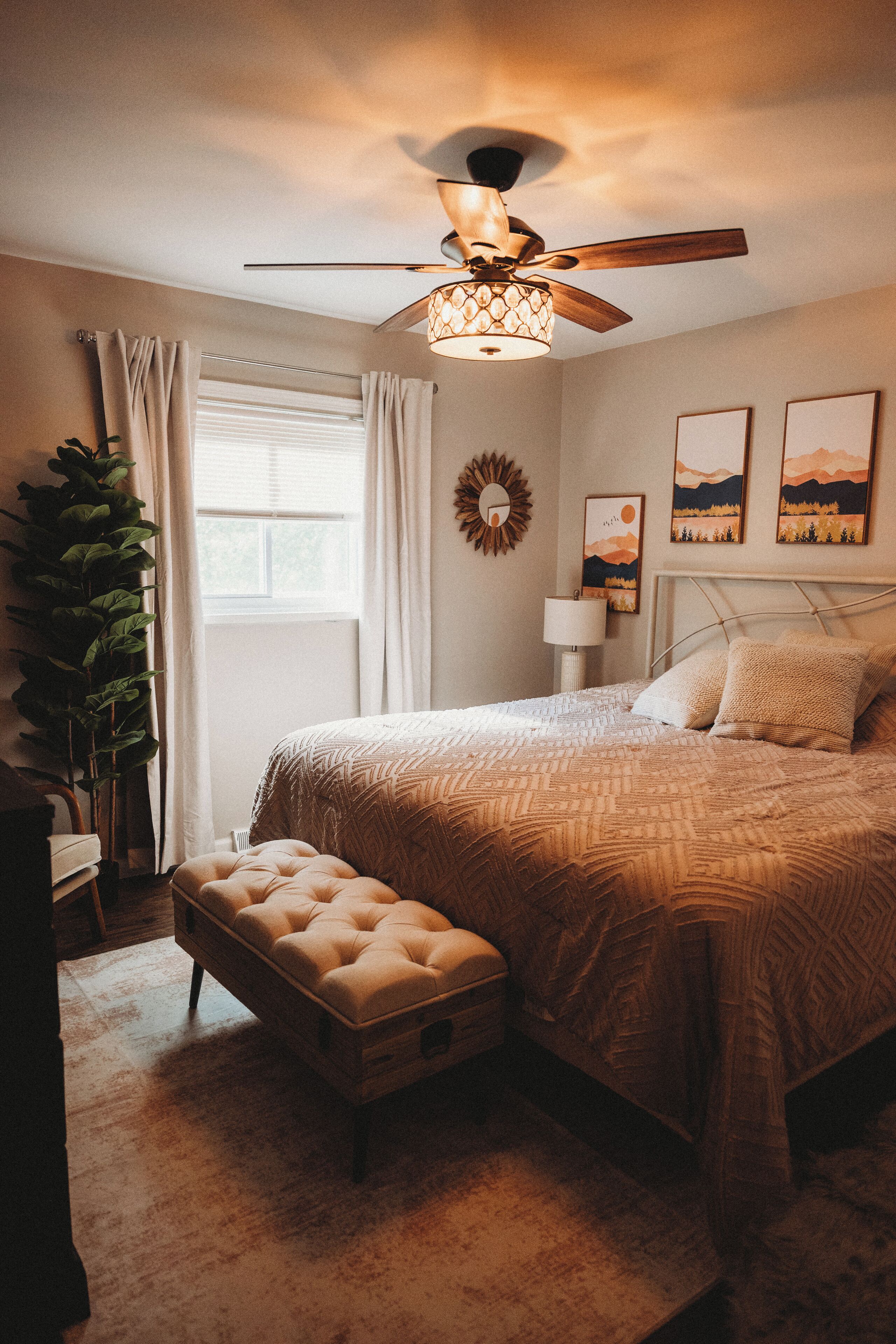 3 habitaciones, escritorio, tabla de planchar con plancha y wifi gratis 