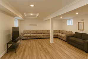 Televisie en een kantoor