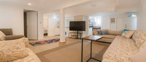 Televisie en een kantoor